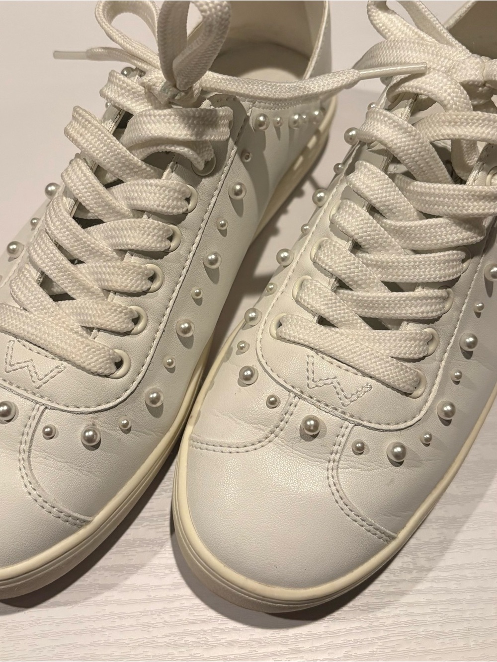 STUART WEITZMAN Pearl Embellished Sneakers Size US 7 Womens White Leather Casual